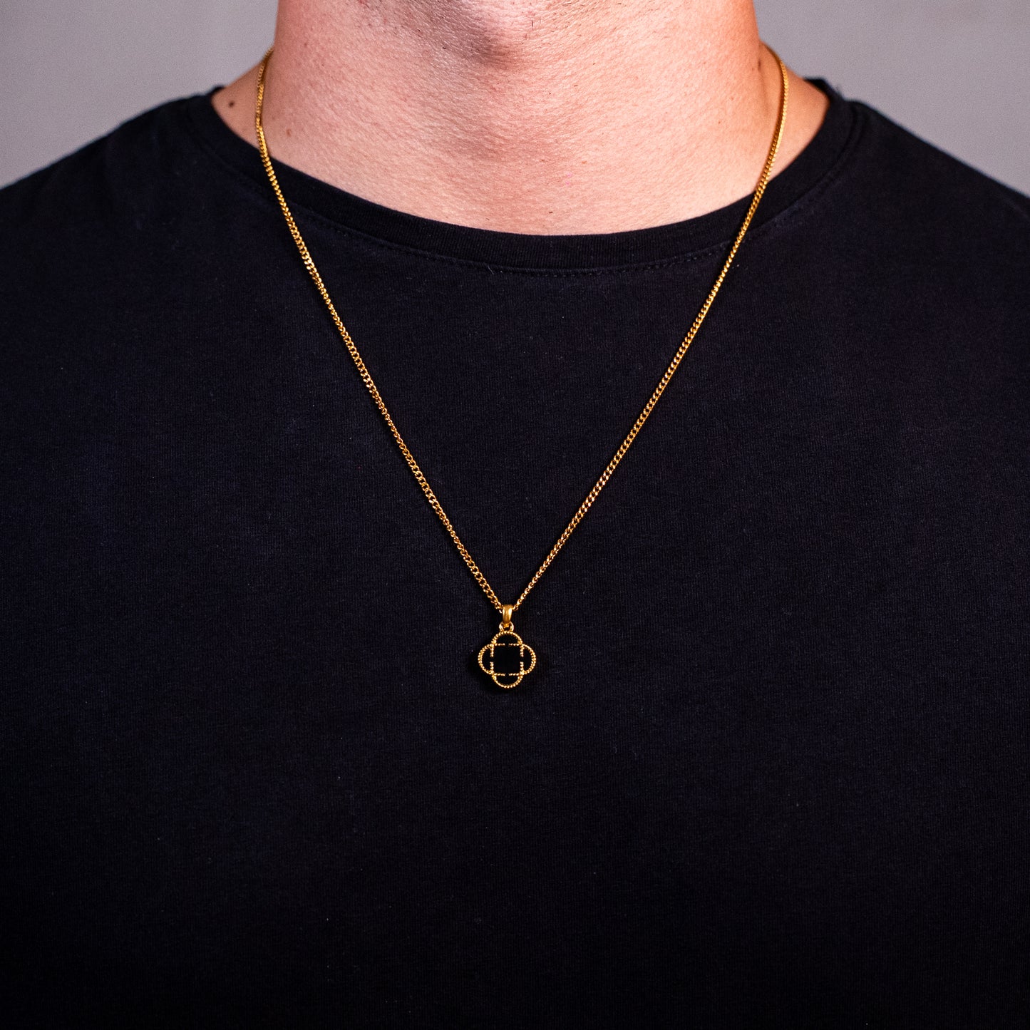 COLGANTE TREBOL BLACK