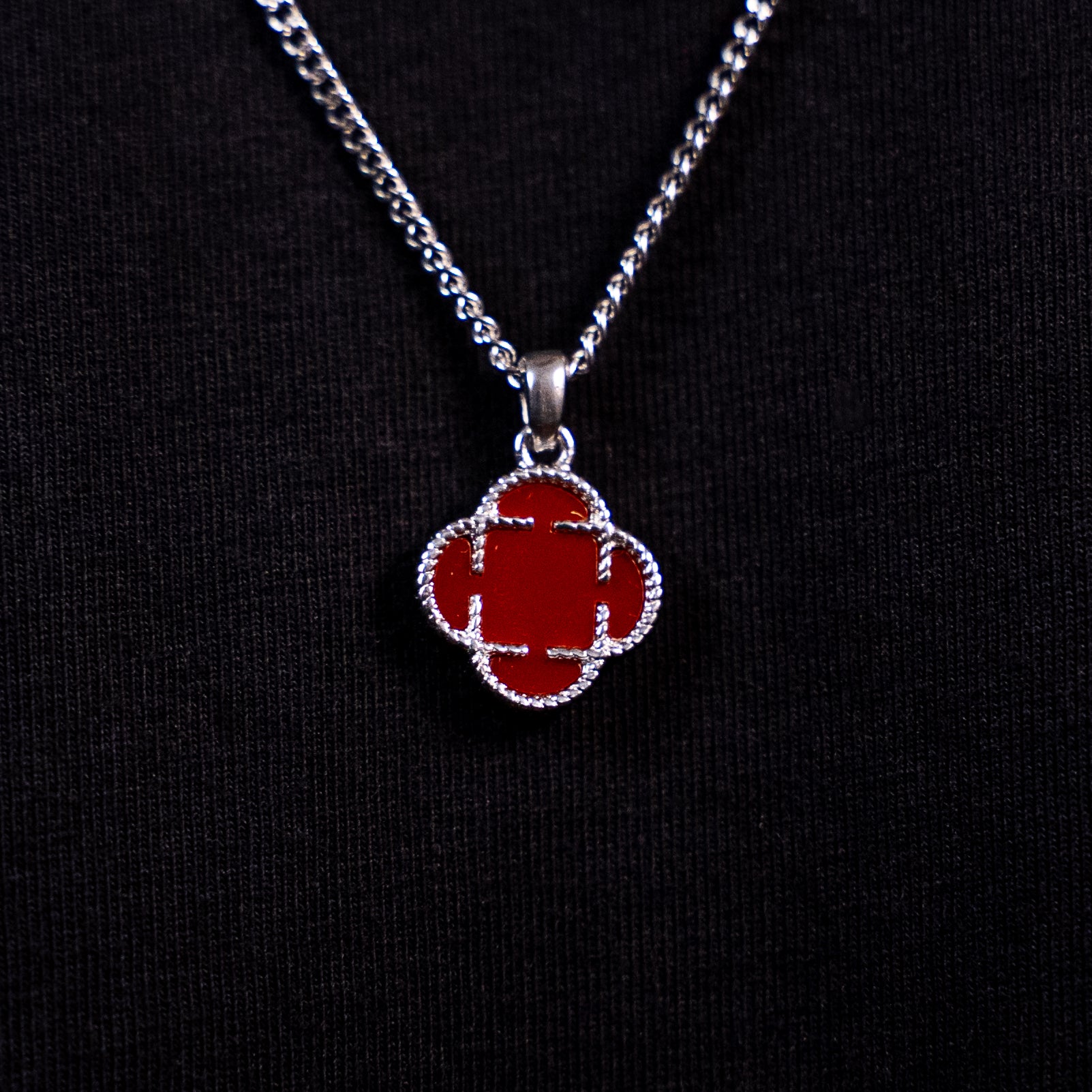 COLGANTE TREBOL RED