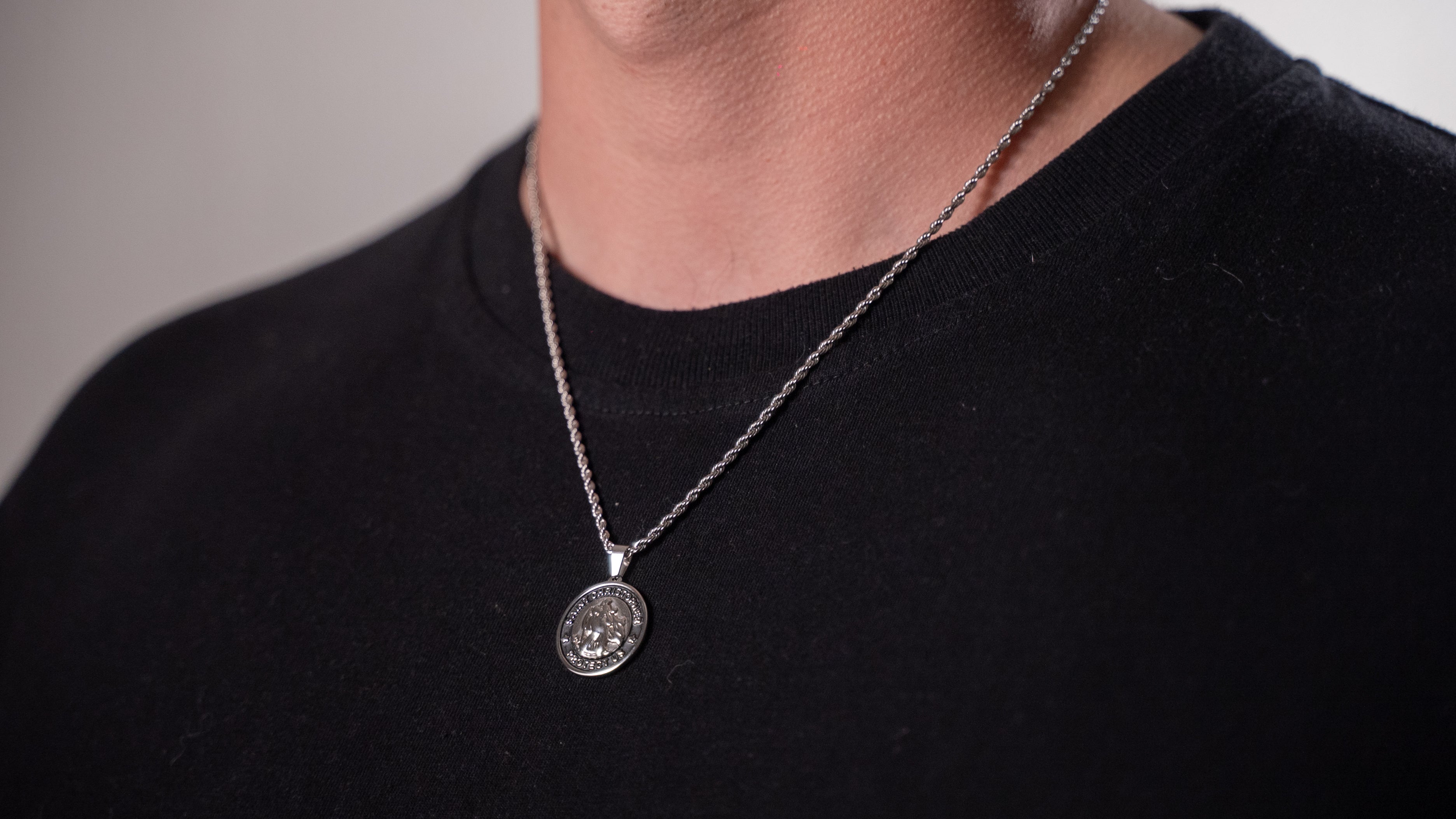COLGANTE ST. CHRISTOPHER