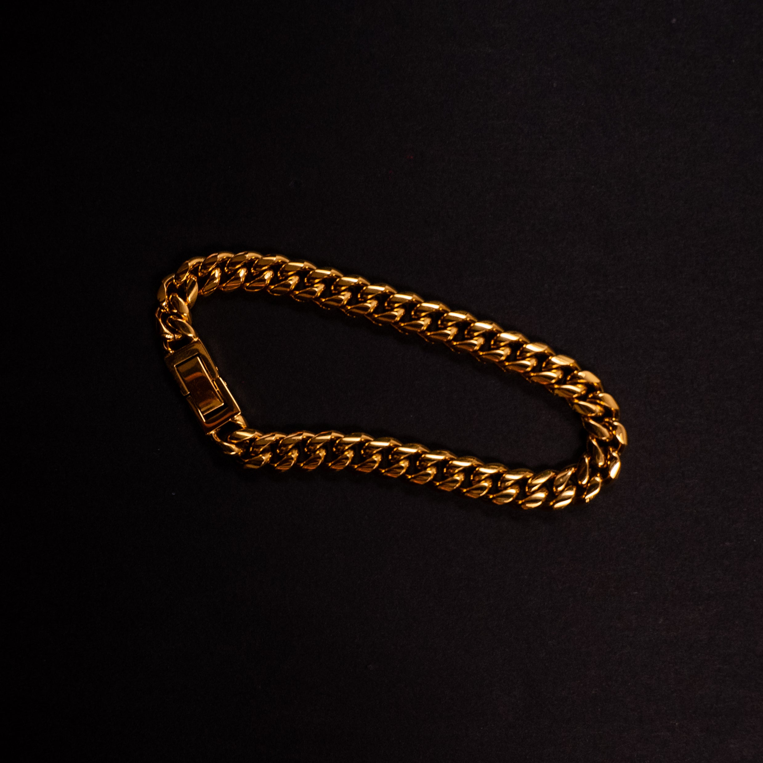 PULSERA CUBAN 8MM GOLD